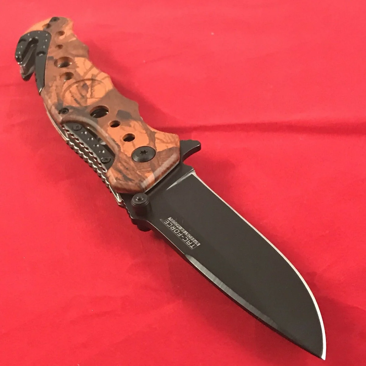 7.75″ TAC FORCE RED CAMO RESCUE SPRING ASSISTED TACTICAL FOLDING POCKET KNIFE