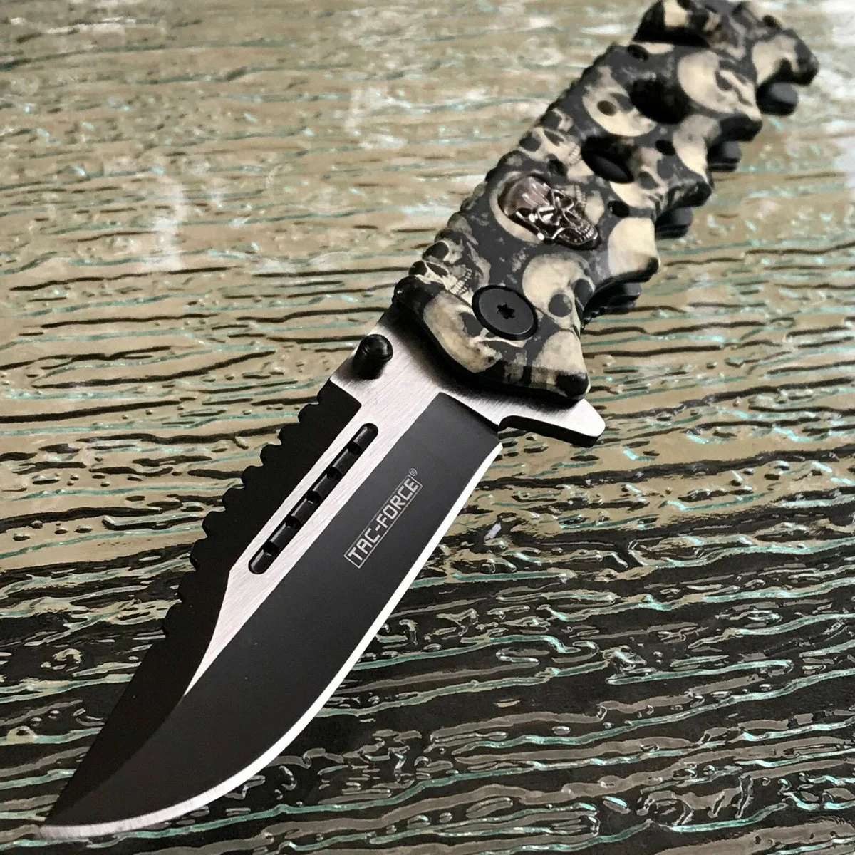 8.25″ Tac Force Fantasy Gray Skulls Tactical Sawback Pocket Knife