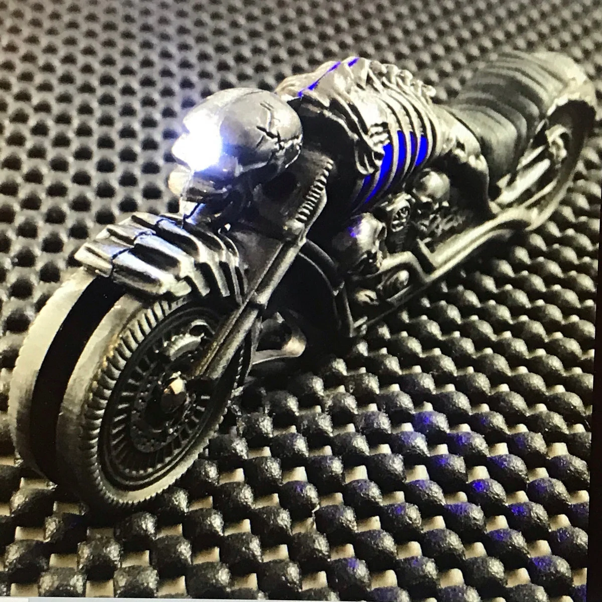 8″ Biker Blade Fantasy Skull Motorcycle Folding Pocket Knife LED Light