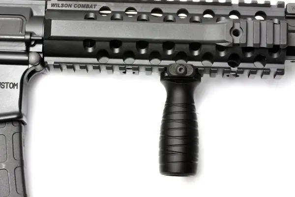 VERTICAL GRIP, WILSON COMBAT, PICATINNY MOUNT, MIL-SPEC, ANODIZED