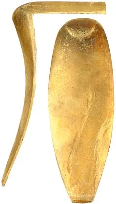 Early Wide Style Buttplate, sand cast brassOverall 5-1/4", width 1-7/8", comb 2-5/8"