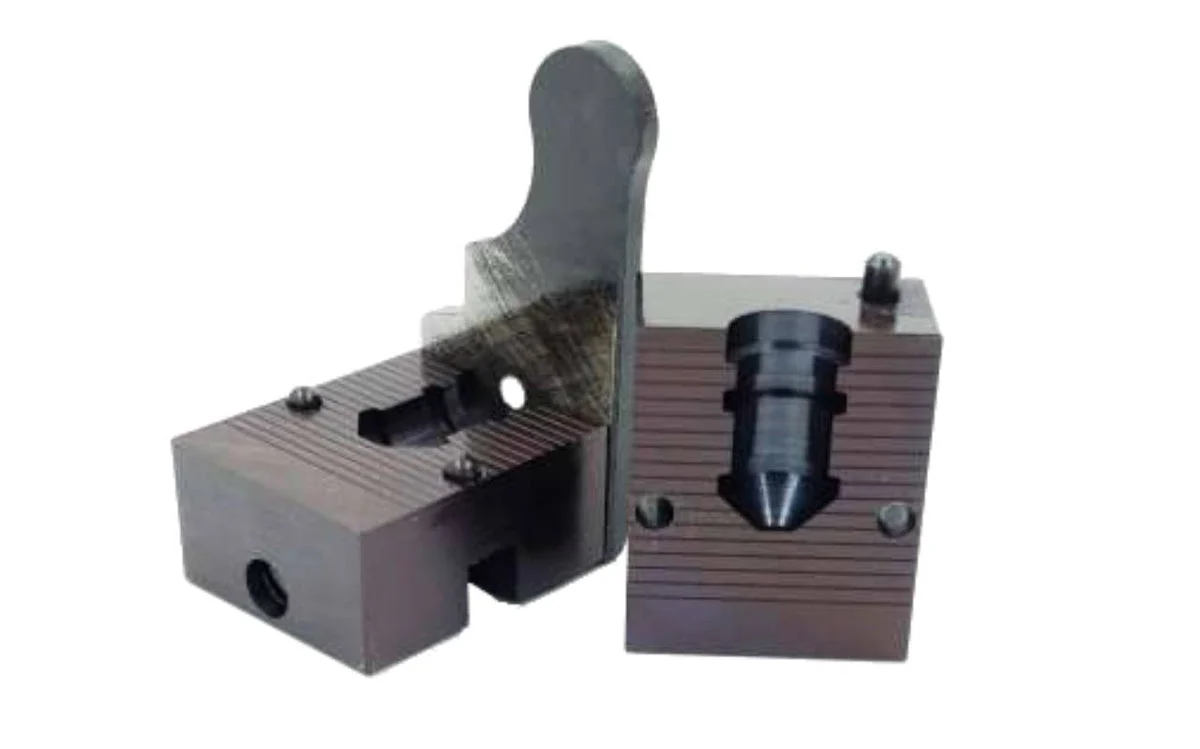 Lyman Single Cavity Maxi Bullet Mould - 370 Grain - .50 Caliber