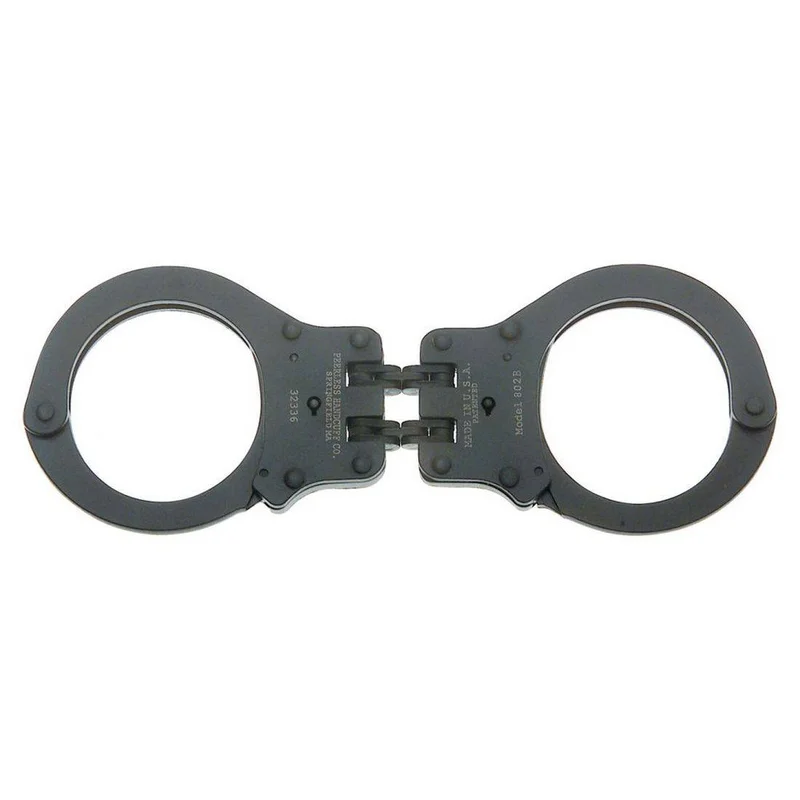 Peerless 802C Hinged Handcuff – Black Oxide Finish
