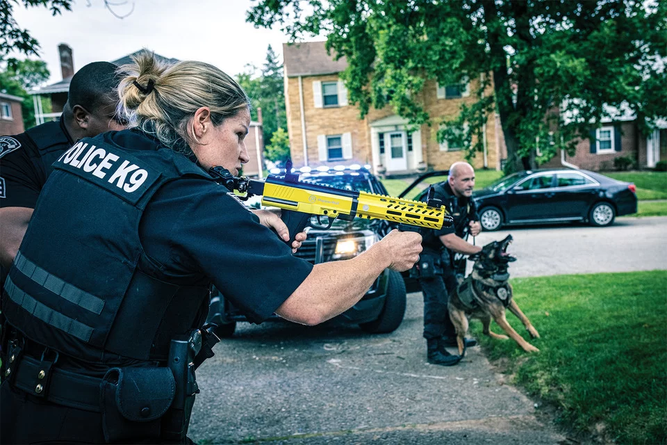 PepperBall PPC™ HPA Launcher Kit – Yellow 1 PPC, 3 10 rnd magazines, case, 13 cu in HPA air tank, and stock. Accepts HPA, CO2, and VXR™ projectiles.