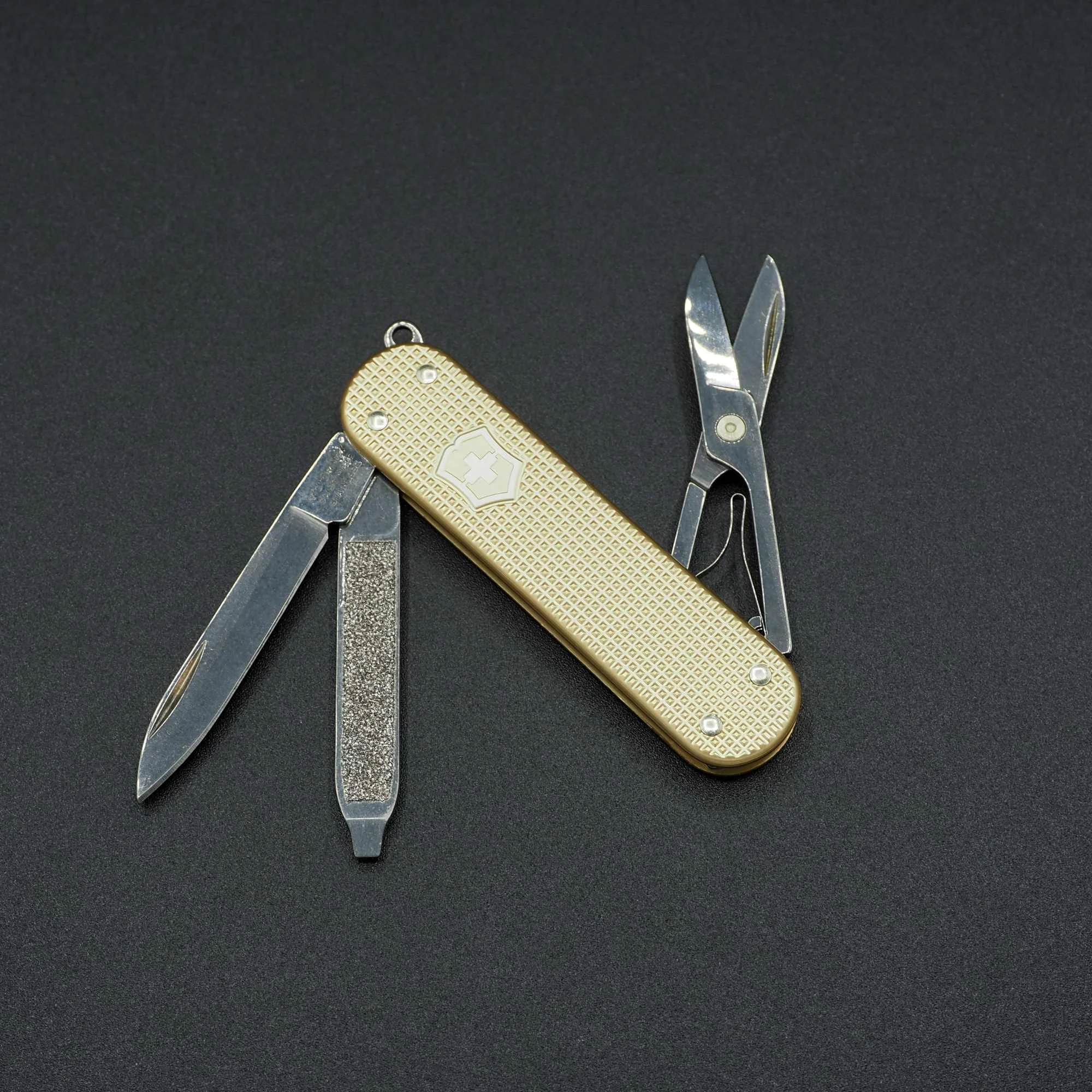 Victorinox Alox Limited Edition 2019 Classic 58mm Gold/Champagne