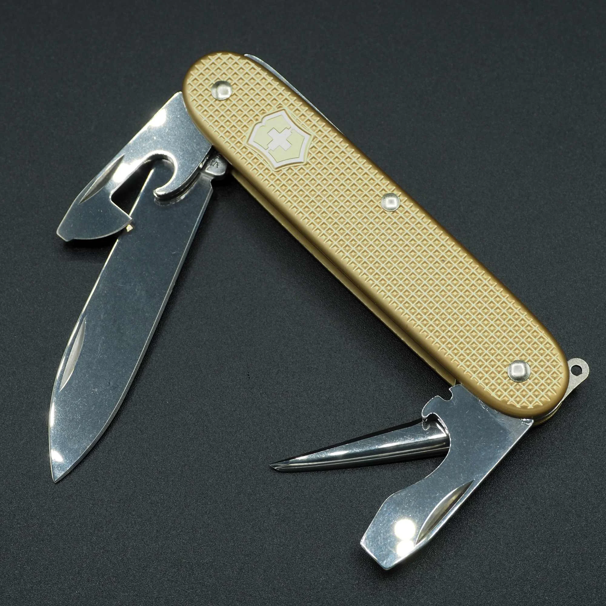 Victorinox Alox Limited Edition 2019 Pioneer 93mm Gold/Champagne