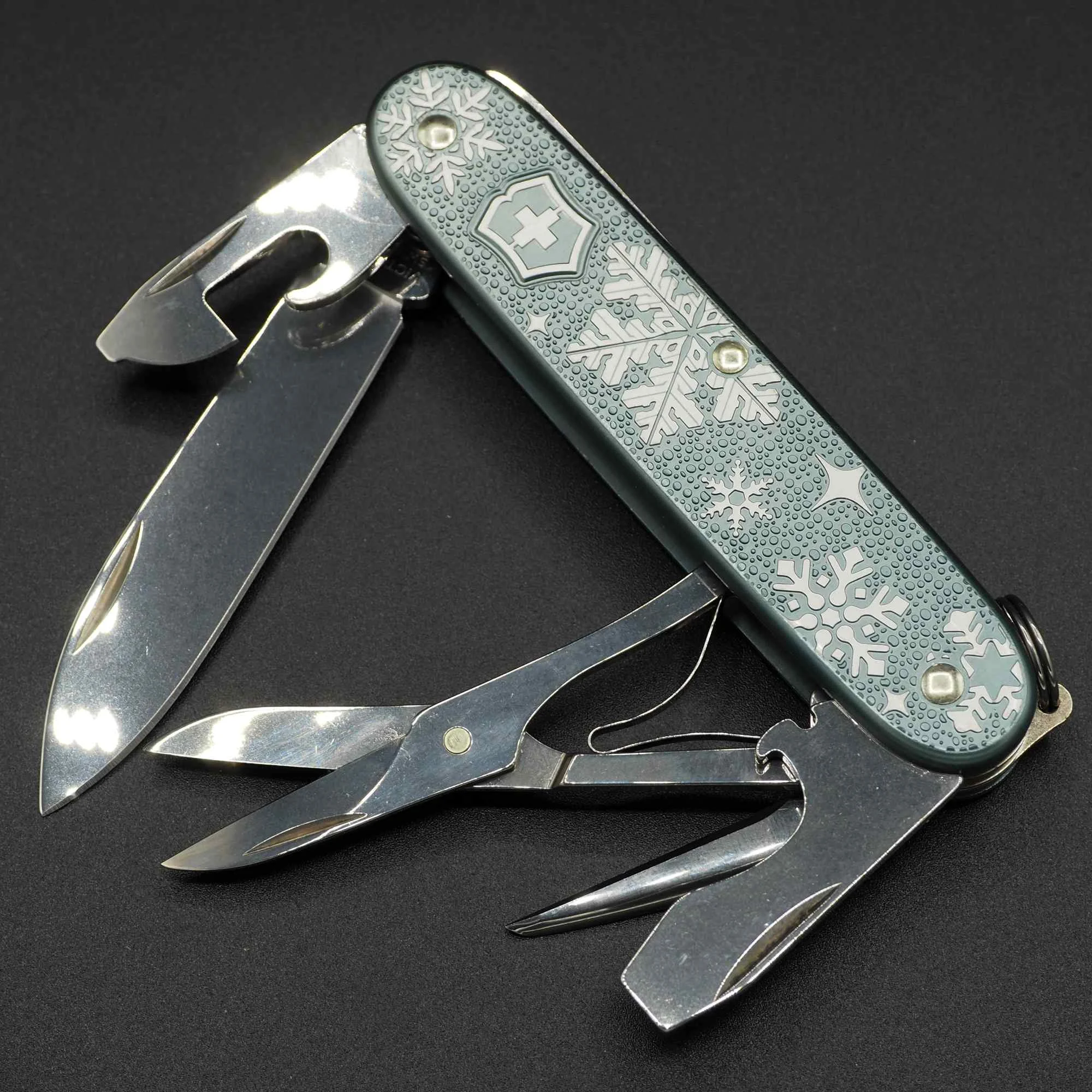 Victorinox Alox Limited Edition Winter Magic 2020 Pioneer X 93mm