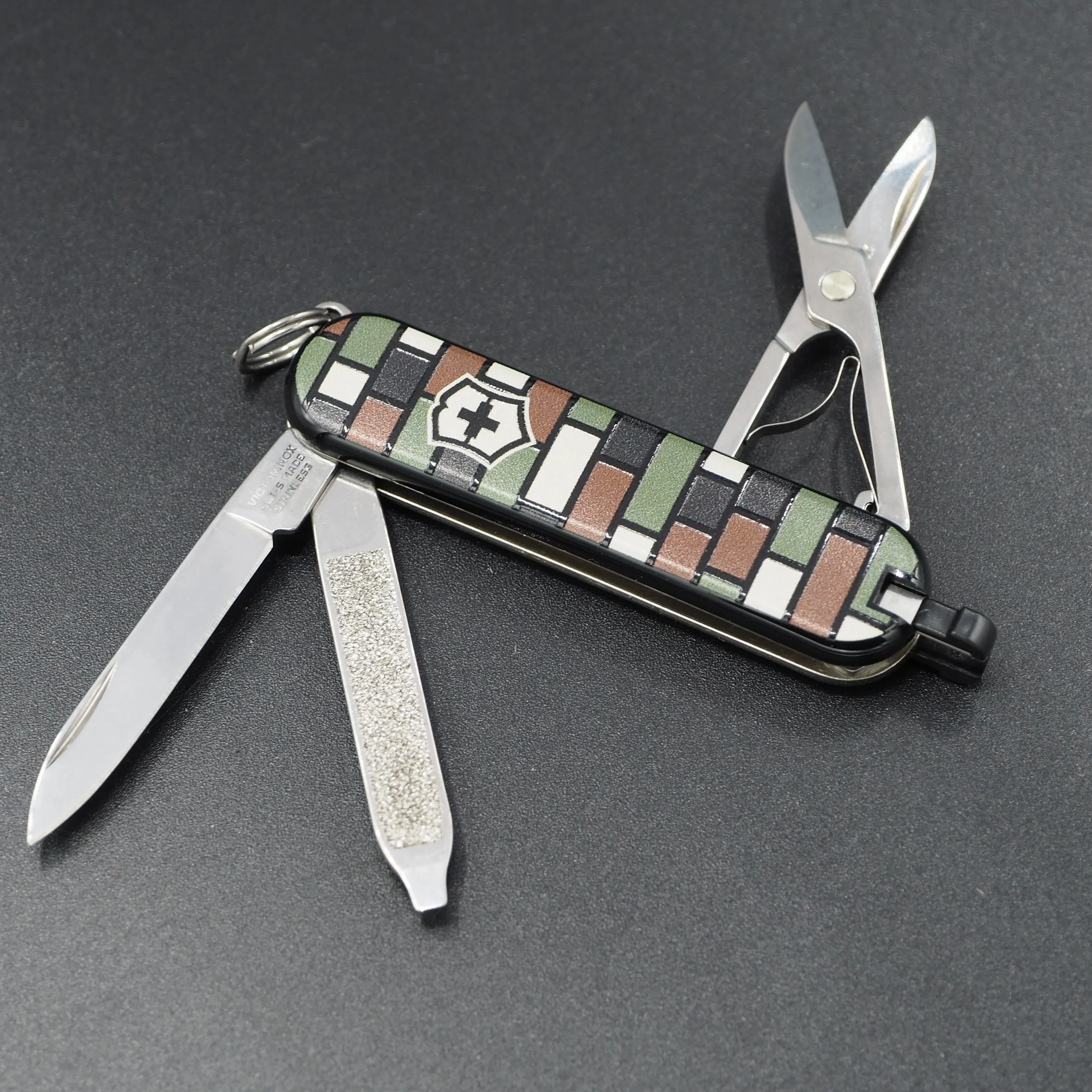 Victorinox Classic Camouflage Bricks 1 3D Edition 58mm The Color 3 The Sharp Knife Club Edition