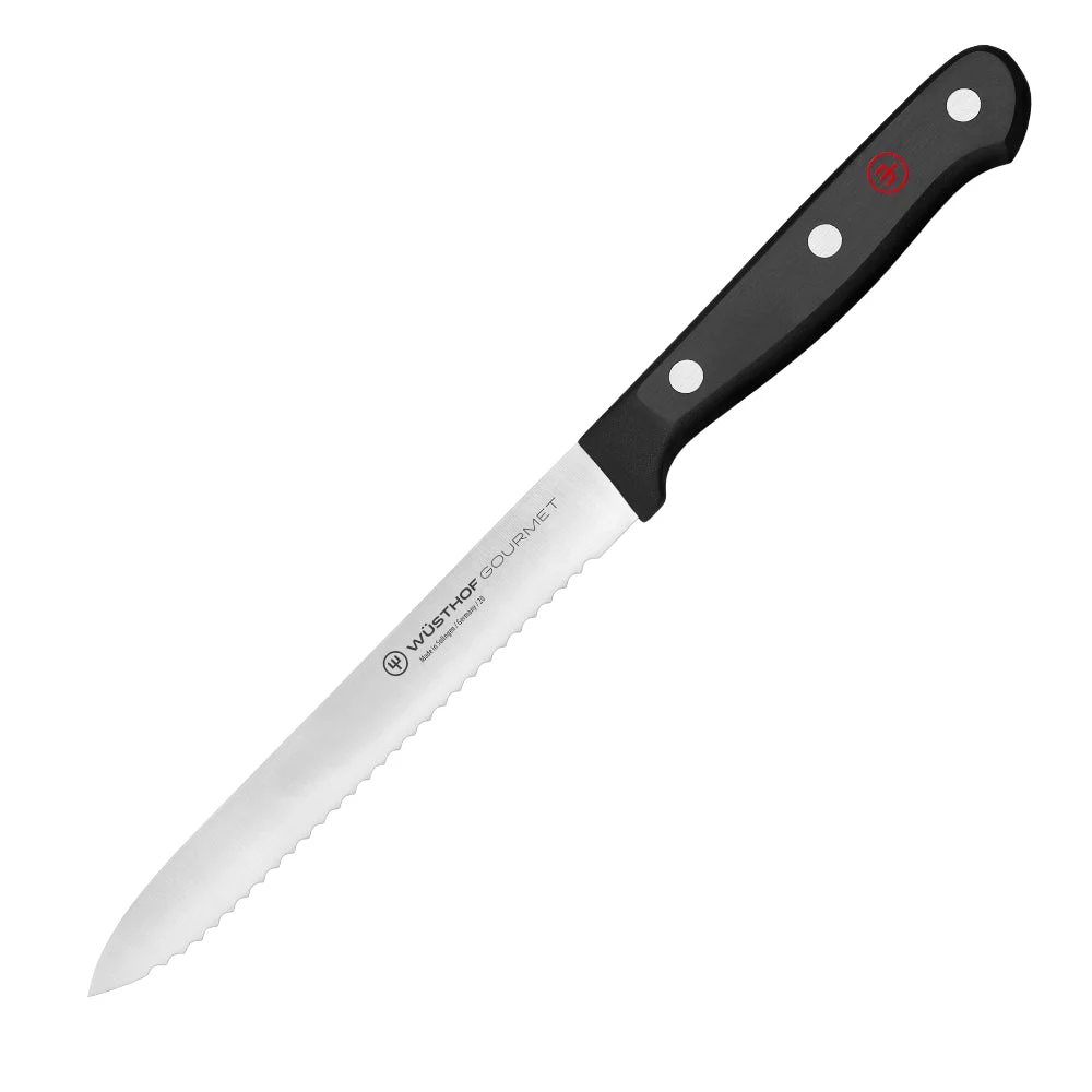 Wusthof Gourmet 5″ Serrated Utility Knife