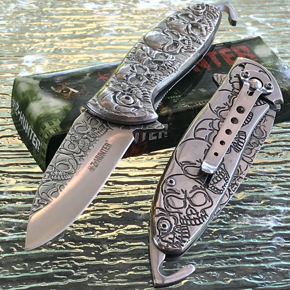 Zombie Series Z-Hunter Silver Skull Folding Pocket Knife (ZB-SSL)