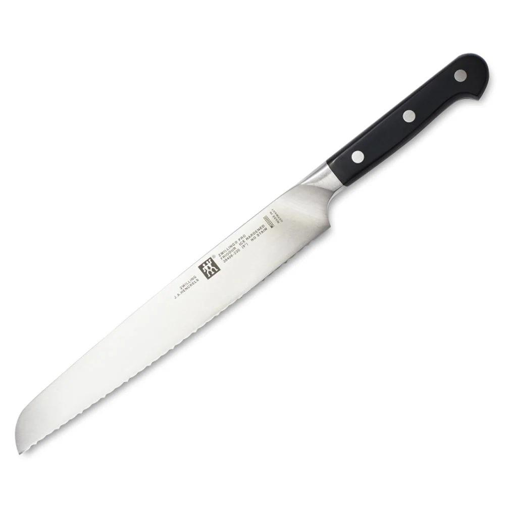 Zwilling Pro 9″ Z15 Serrated Bread Knife